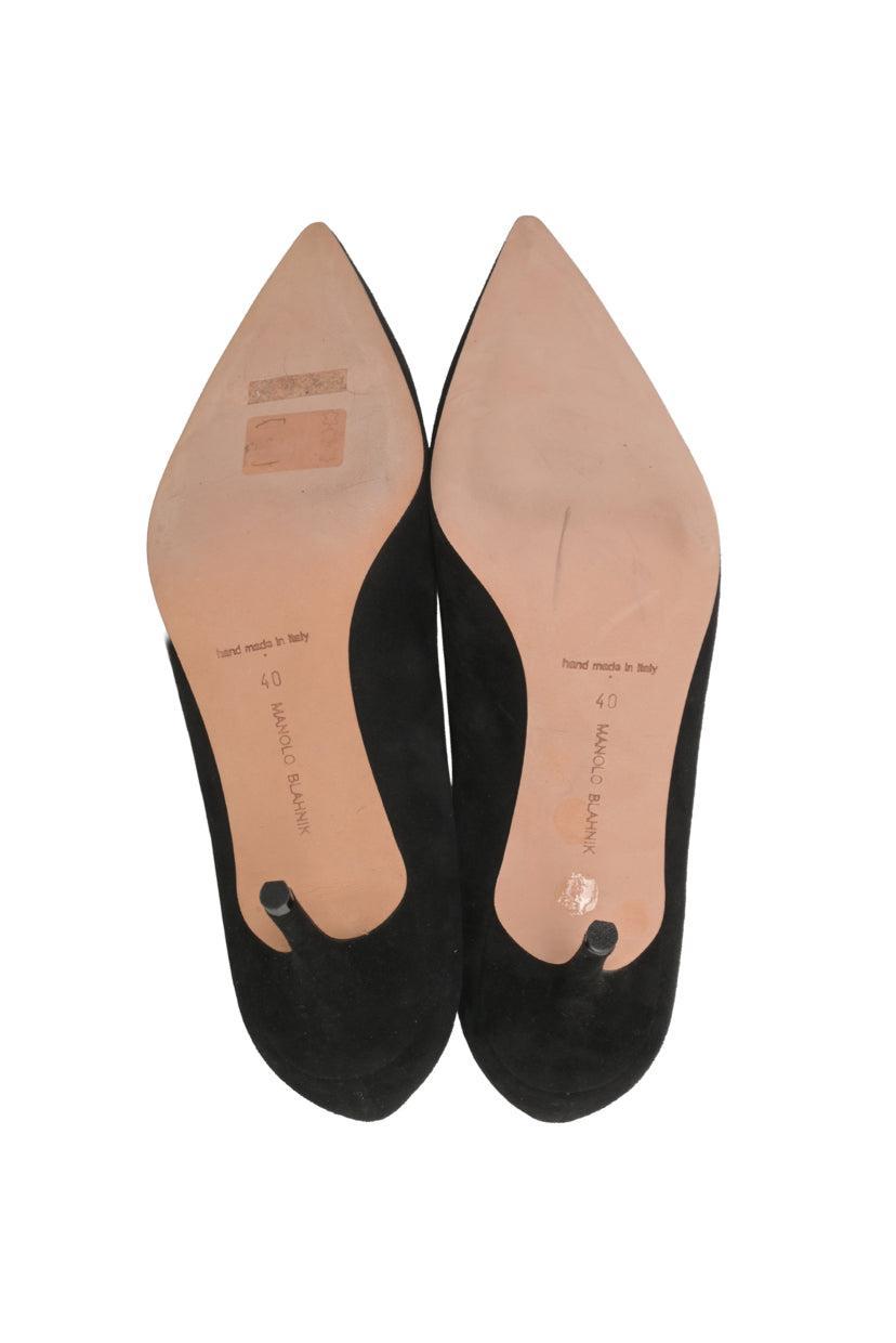 Manolo Blahnik Size 40 Suede Pointed Toe Pumps
