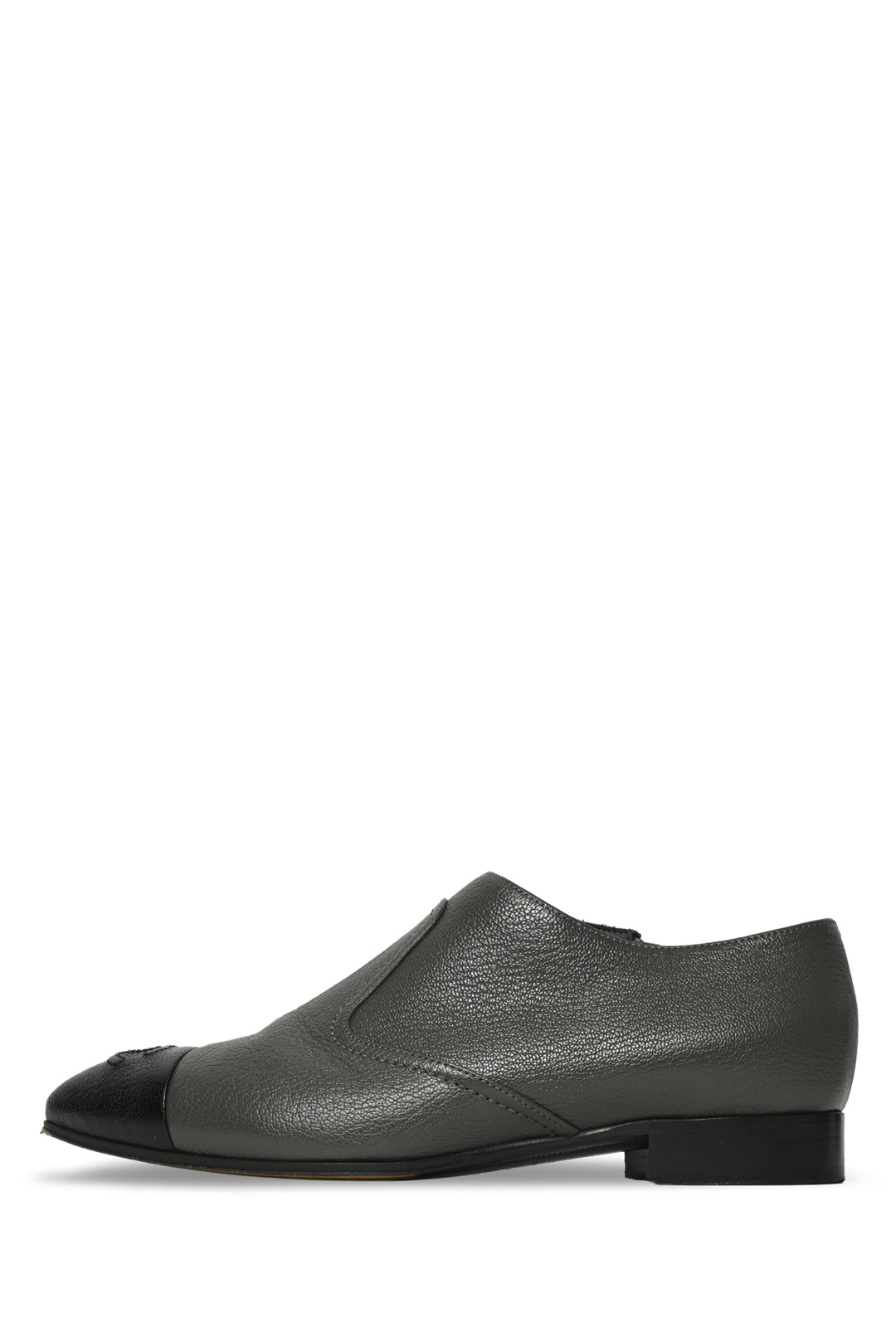 Chanel Size 37.5 Interlocking CC Logo Leather Oxfords