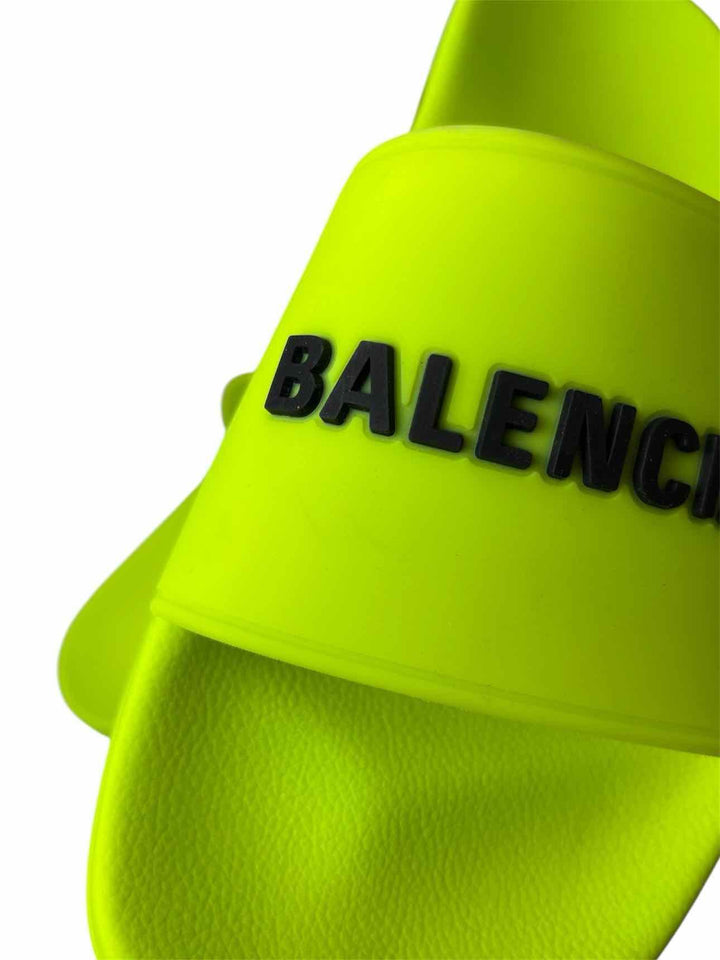 Balenciaga Size 6 Pool Side Rubber Logo Flats
