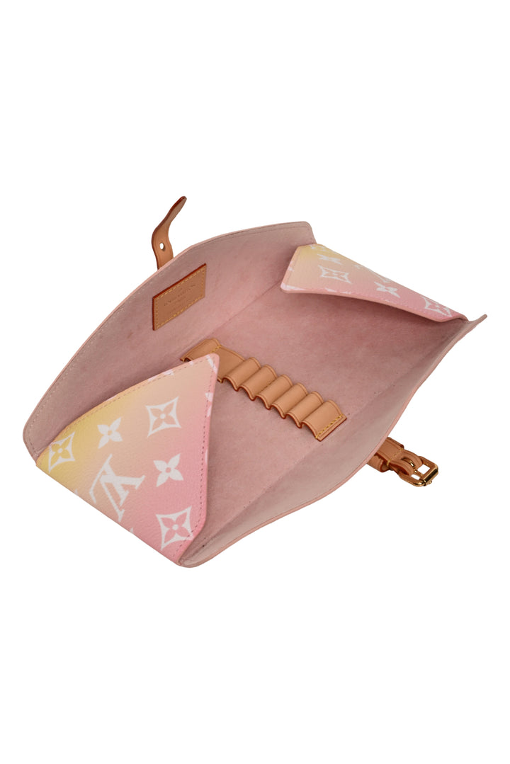 Louis Vuitton 2021 Monogram Makeup Brush Envelope Pouch