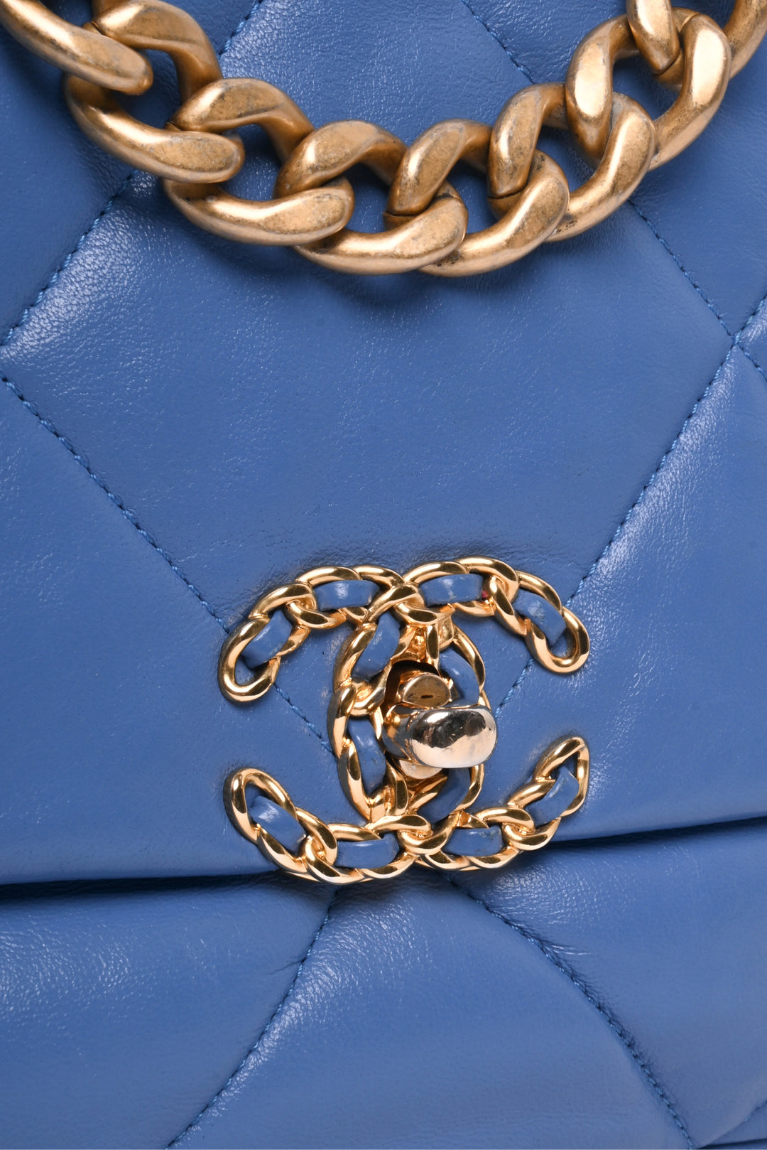 Chanel 2019 Chanel 19 Medium Quilted Lambskin Flap Shoulder Bag