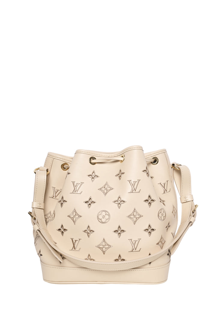 Louis Vuitton Monogram Broderie Anglaise Petit Noe Bucket Bag