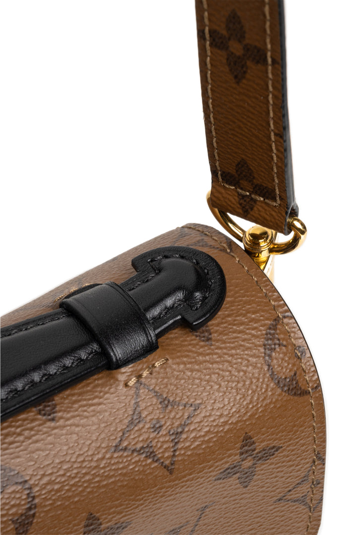 Louis Vuitton 2018 Monogram Reverse Pochette MÃ©tis Shoulder Bag