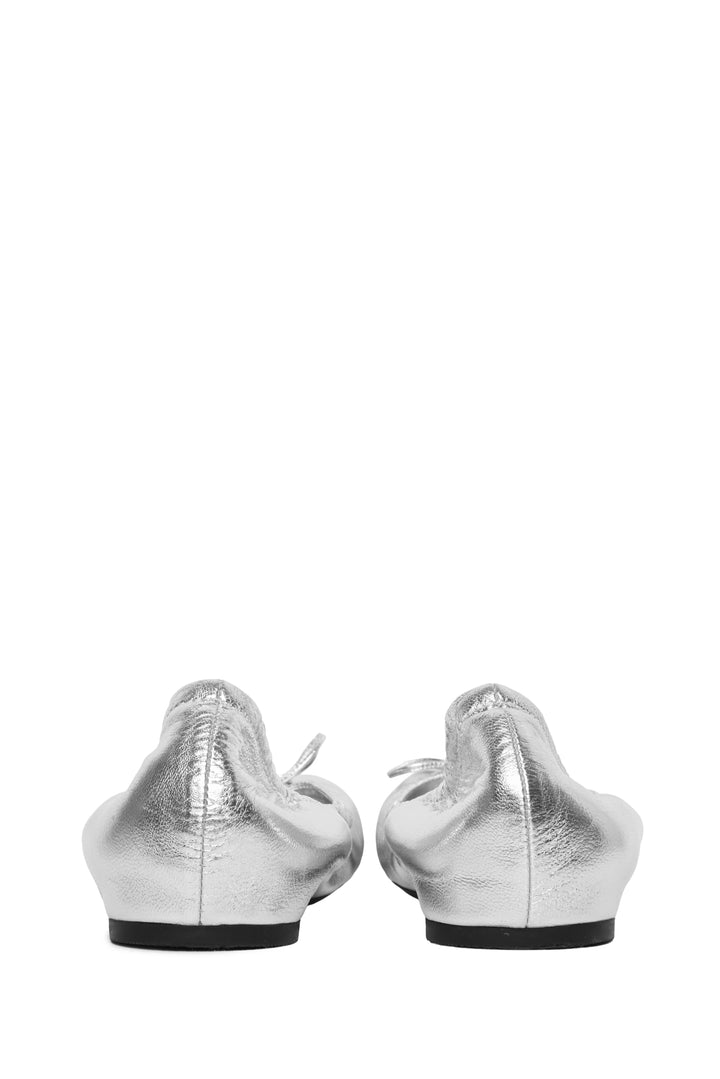 Valentino Size 39.5 VLogo Metallic Flats