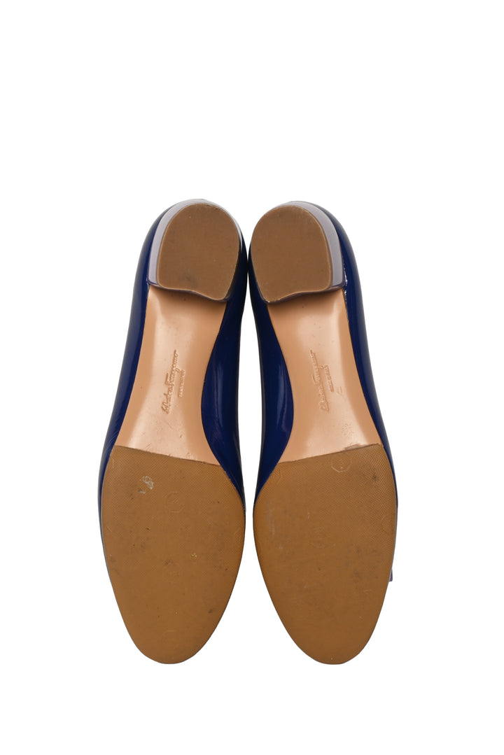 Salvatore Ferragamo Size 8.5 Vara Patent Pumps