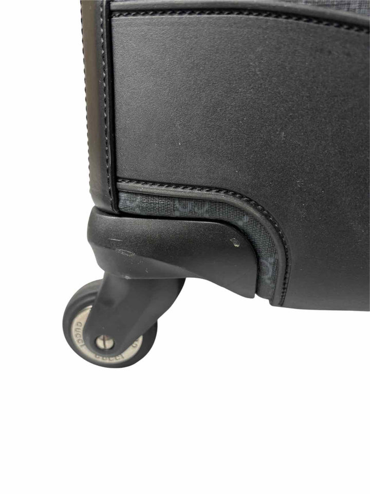 Gucci GG Supreme Carry On Rolling Suitcase Luggage