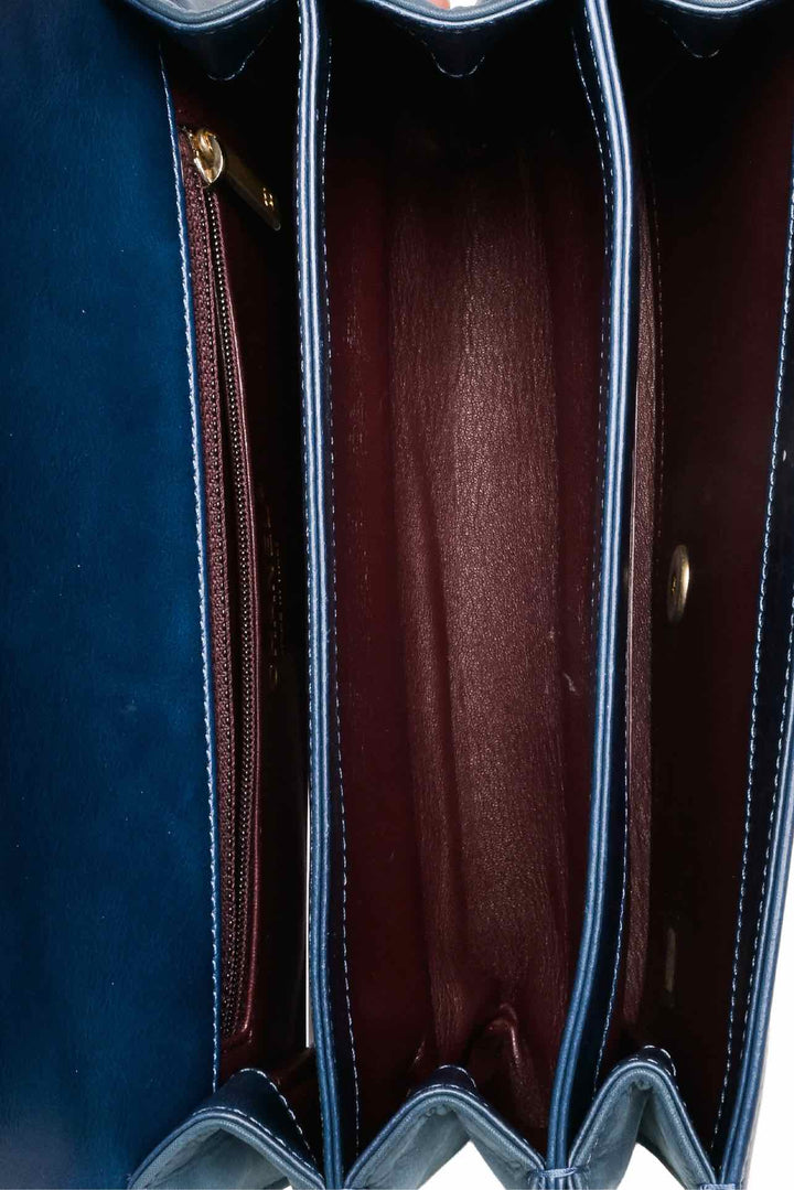 Chanel 2018-19 Quilted Glazed Cosmopolite Straight Line Flap Bag