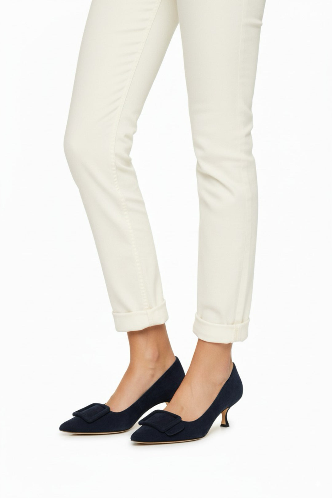 Manolo Blahnik Size 39 Navy Blue Suede Buckle Detail Pumps