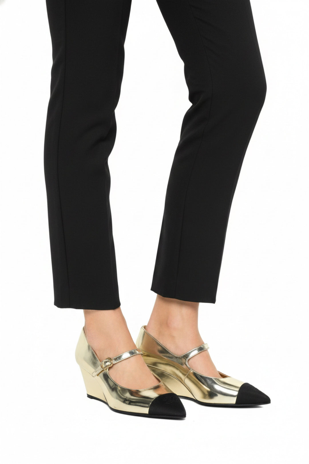 Chanel Size 36 2022 Laminated Calfskin Grosgrain Cap Toe CC Pointed Toe Wedges