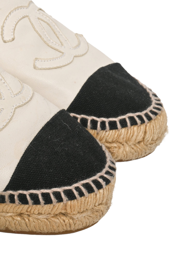 Chanel Size 37 Lambskin CC Espadrilles