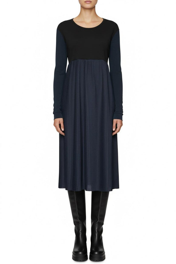 Marie Saint Pierre Size 1 Pleated Maxi Dress