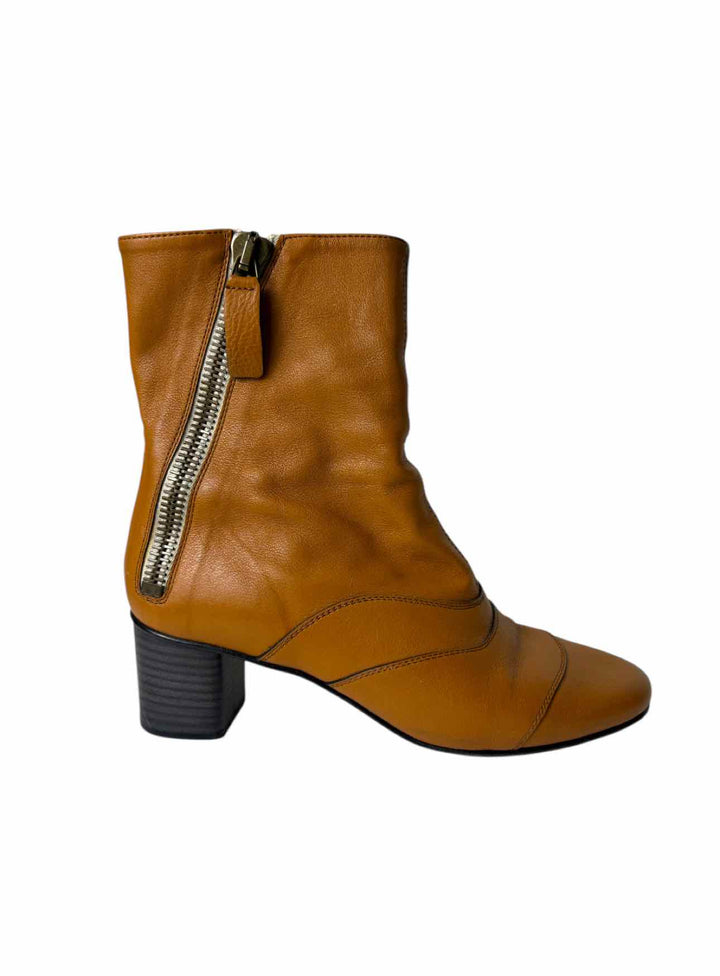 Chloe Size 38.5 Leather Side Zippers Ankle Boots