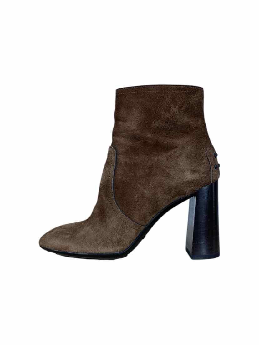 Tod's Size 36 Ankle Boots