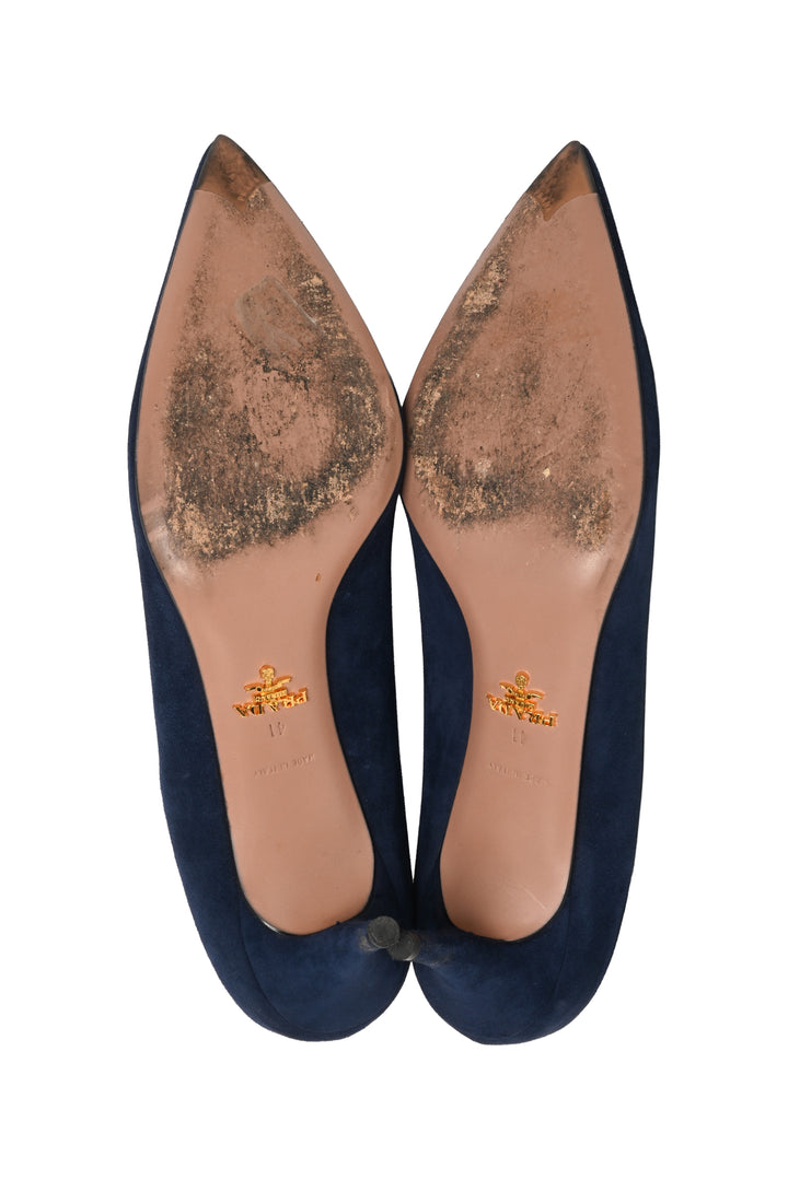 Prada Size 41 Pointed Toe Suede Pumps