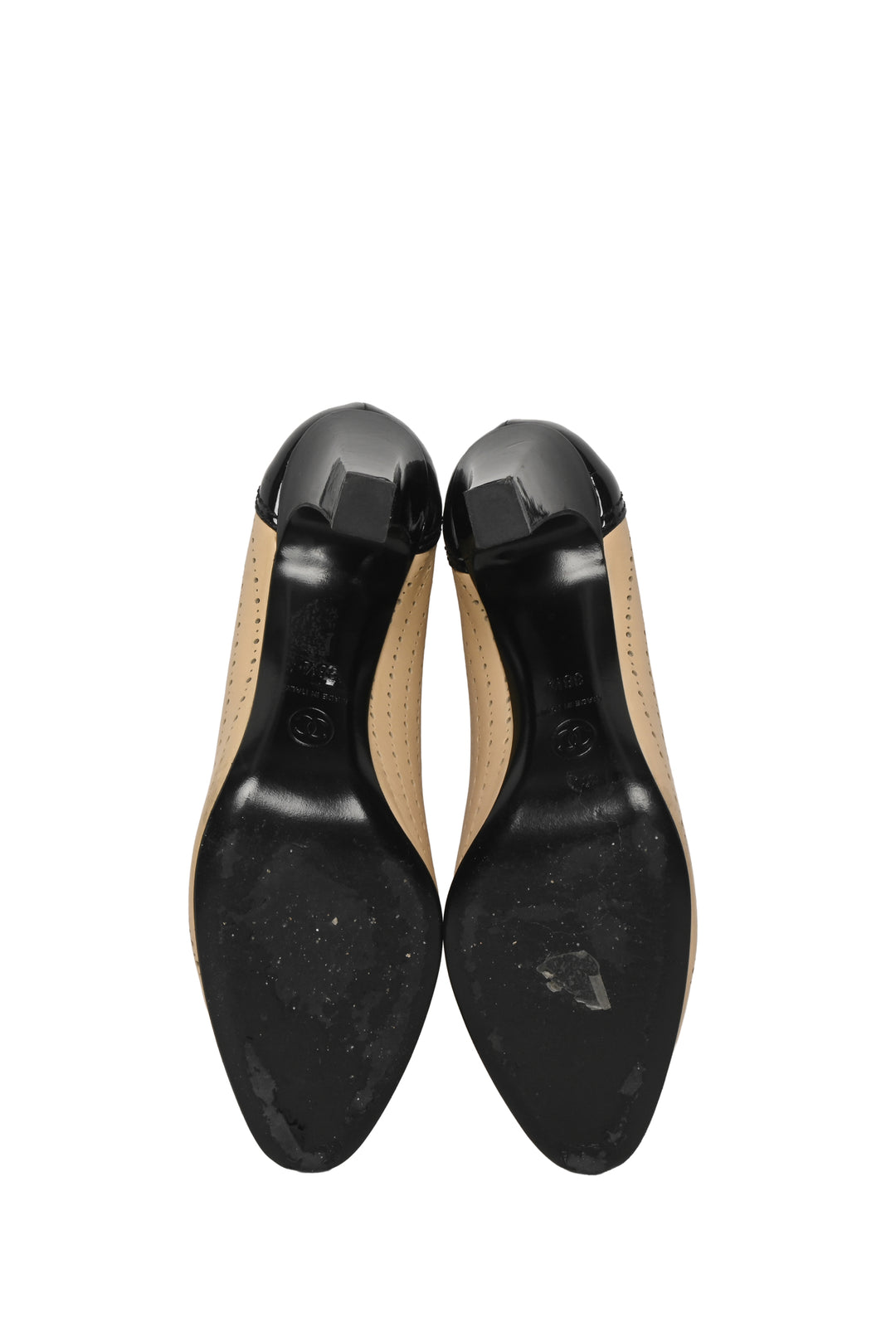 Chanel Size 38.5 Perforated & Patent Leather CC Pumps