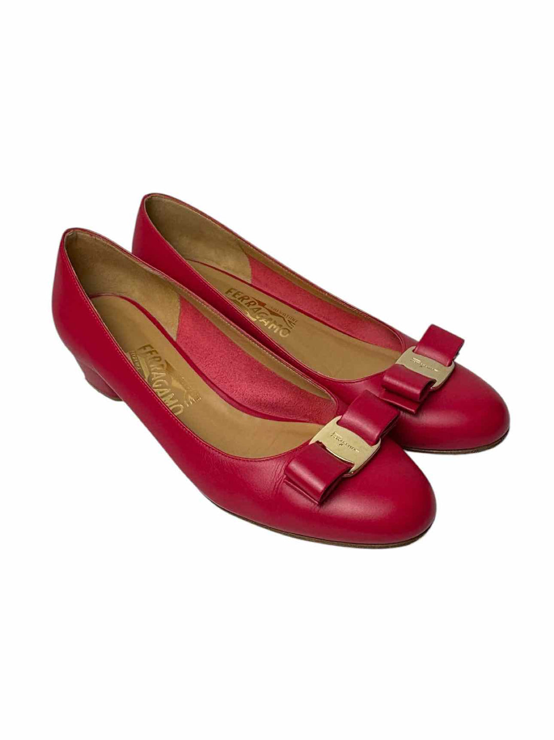 Ferragamo Size 8 Vara Leather Pumps