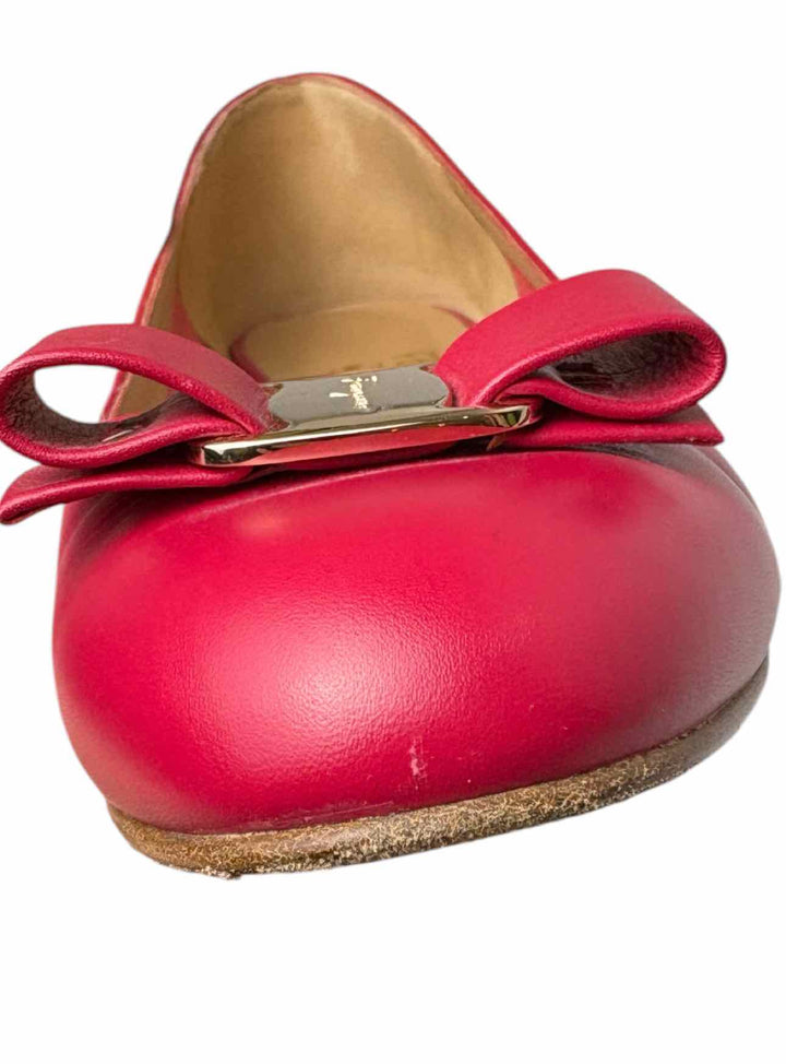 Ferragamo Size 8 Vara Leather Pumps