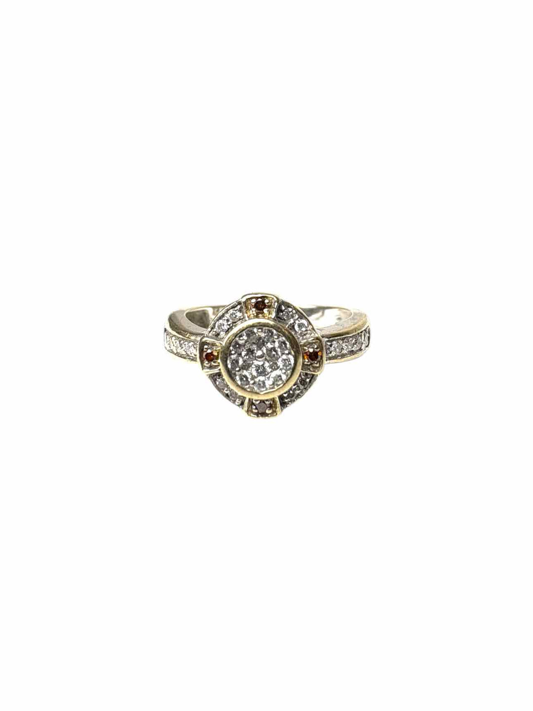 Size 7 19K Diamond Ring