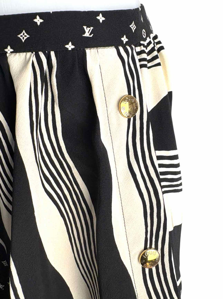 Louis Vuitton Size 38 Monogram Silk Skirt