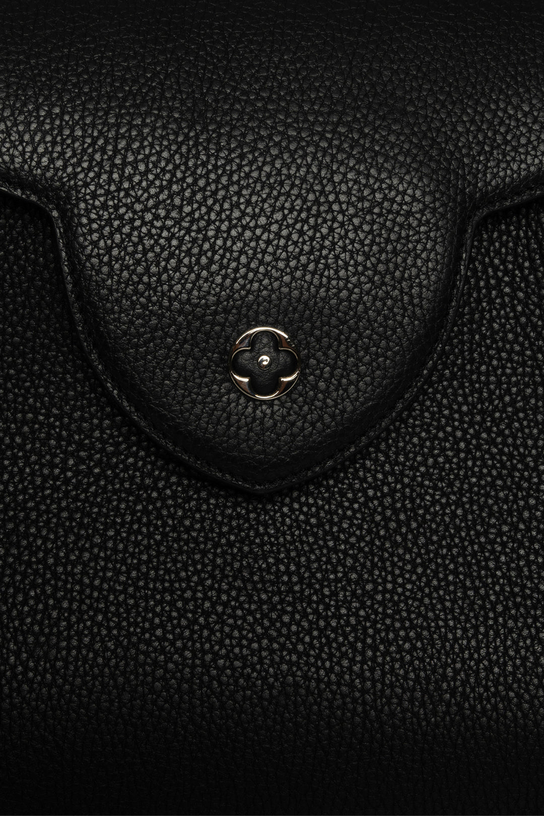 Louis Vuitton Taurillon Python Capucines MM