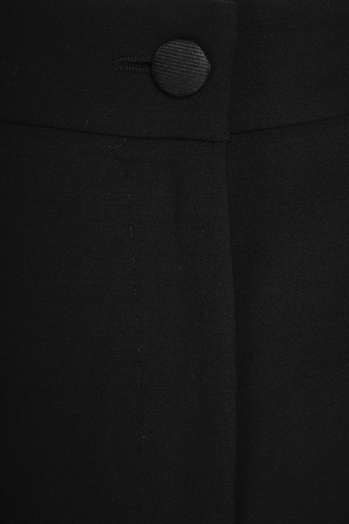 Dolce & Gabbana Size 40 Tapered Wool Pants