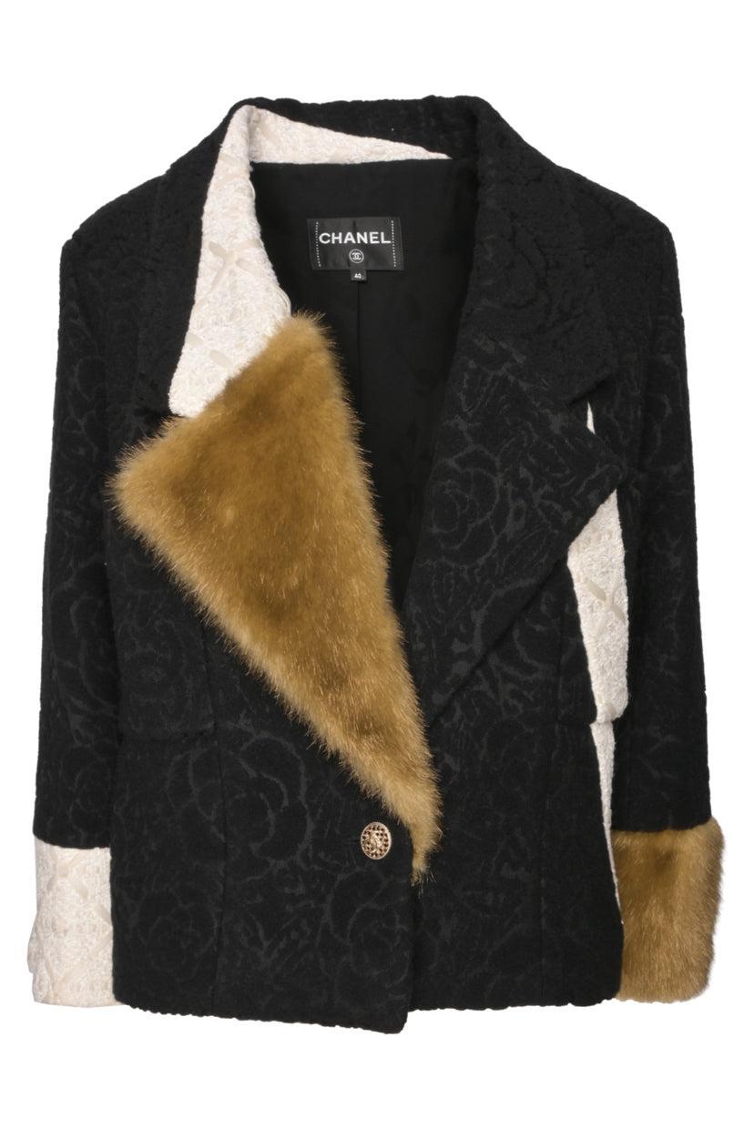 Chanel Size 40 Faux Fur Camellia Pattern Jacket