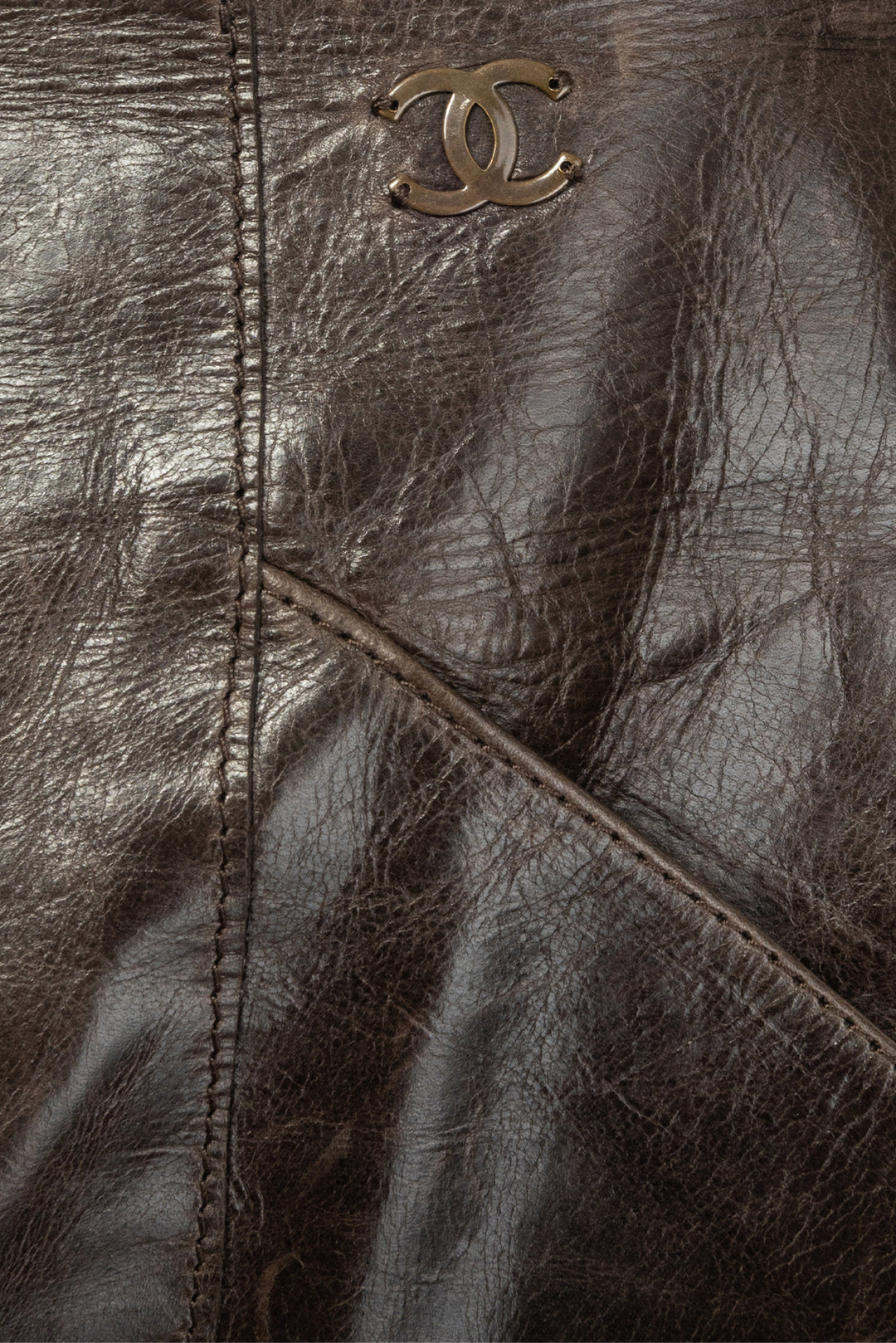 Chanel Size 42 2002 Crinkle Leather Pencil Skirt