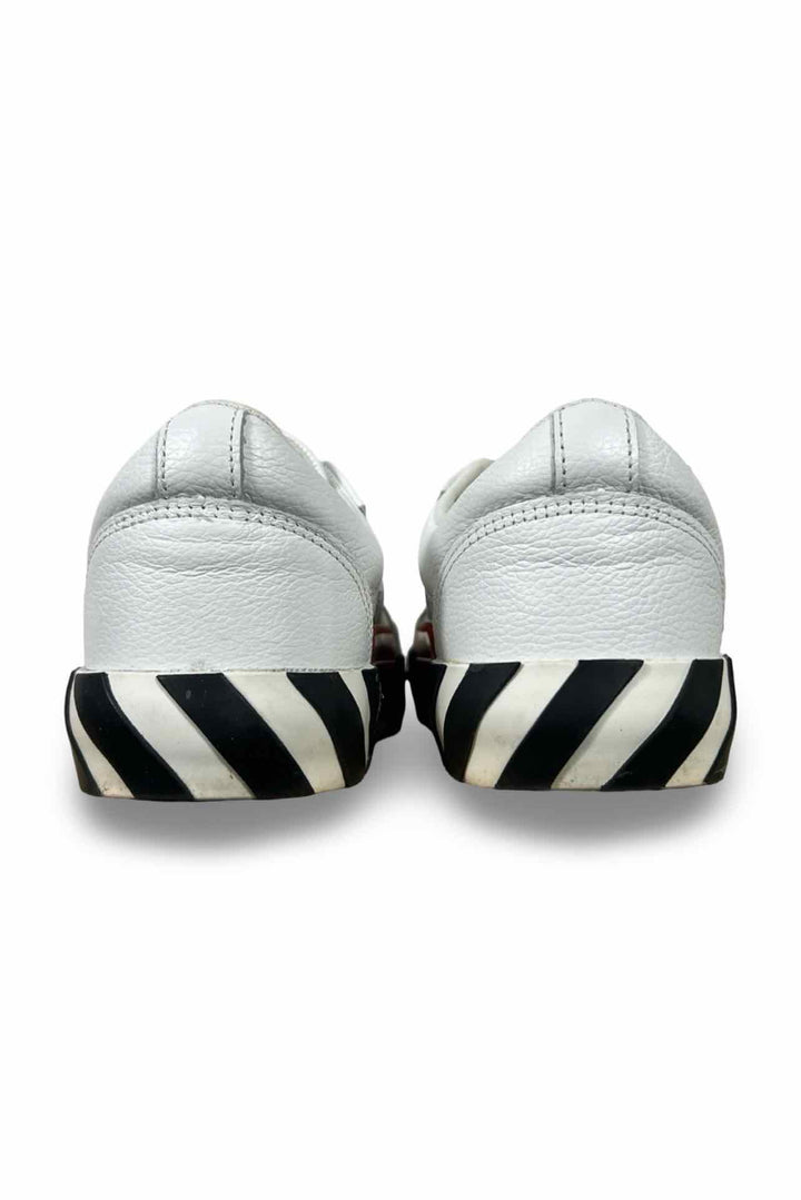 Off White Size 38 Sneaker