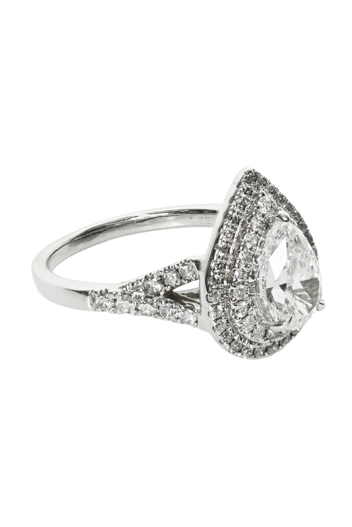 14k White Gold Pear Shaped Diamond Size 6 Ring