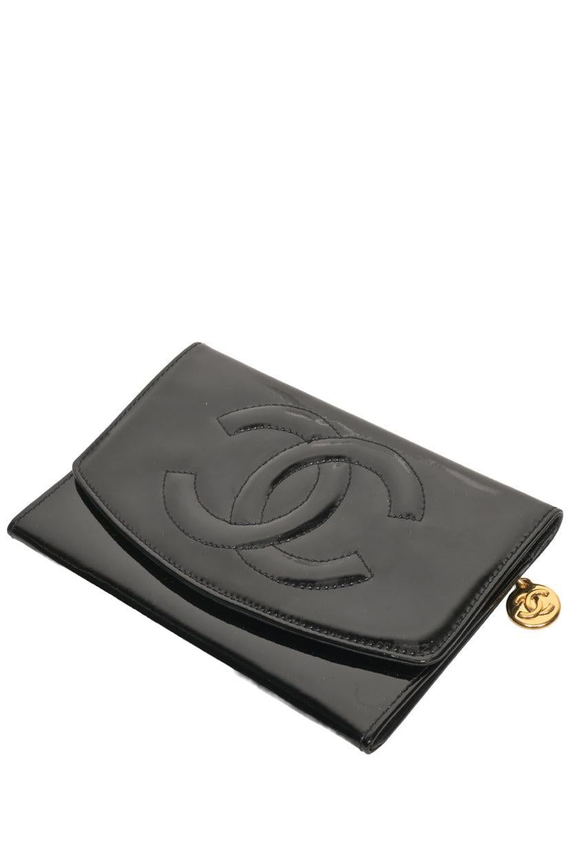 Chanel Vintage 1996-1997 Patent Leather Timeless CC Flap Wallet