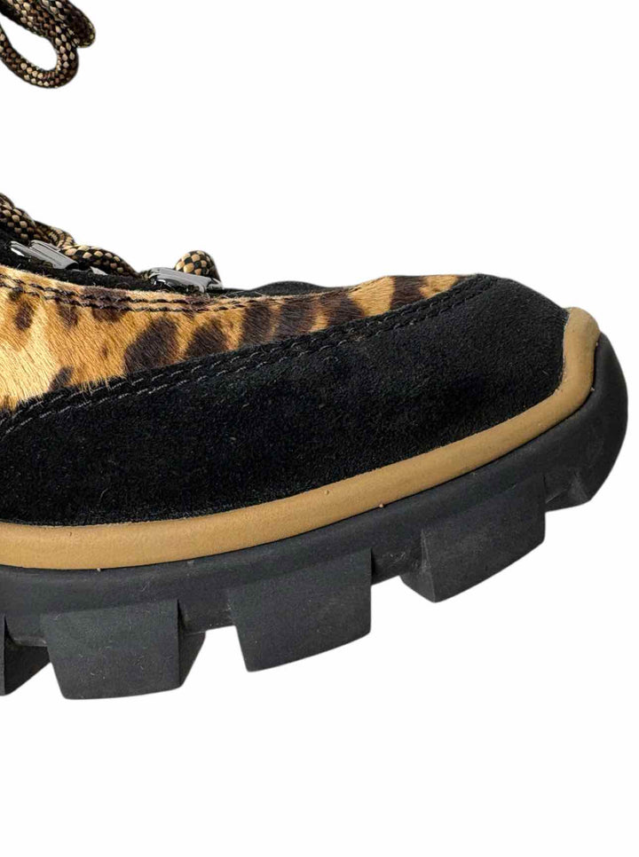 Veronica Beard Size 7.5 Calf Skin Print Ankle Boots