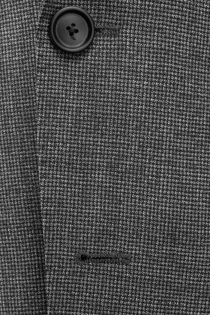 Hugo Boss Size 36 Men's Suit