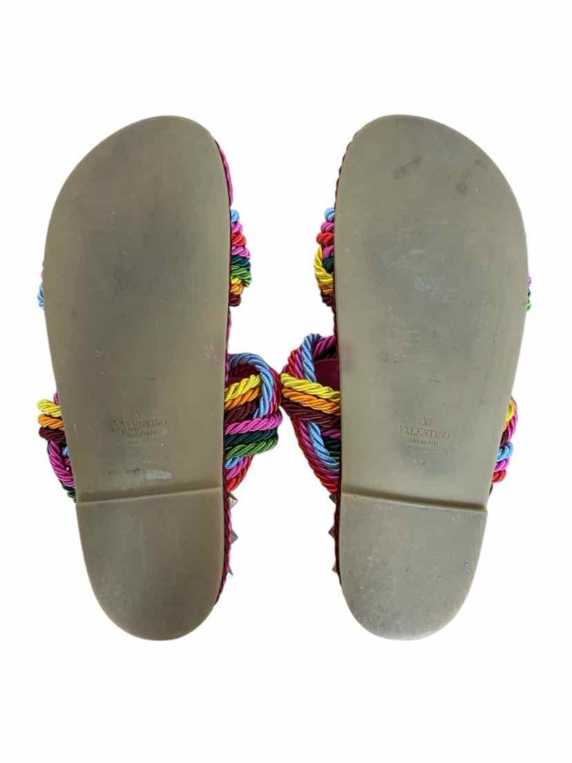 Valentino Size 39 Sandals