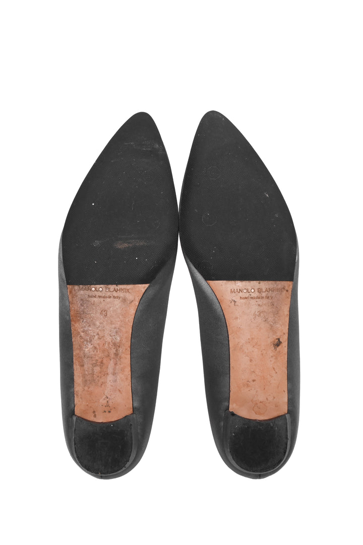 Manolo Blahnik Size 43 Satin Jewel Buckle Hangisi Flats