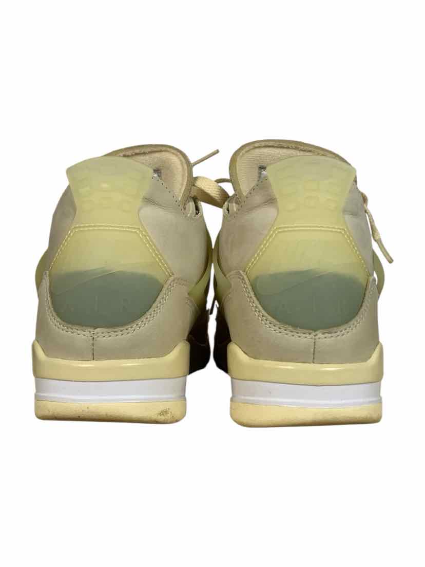 Air Jordan Size 8 Sneaker