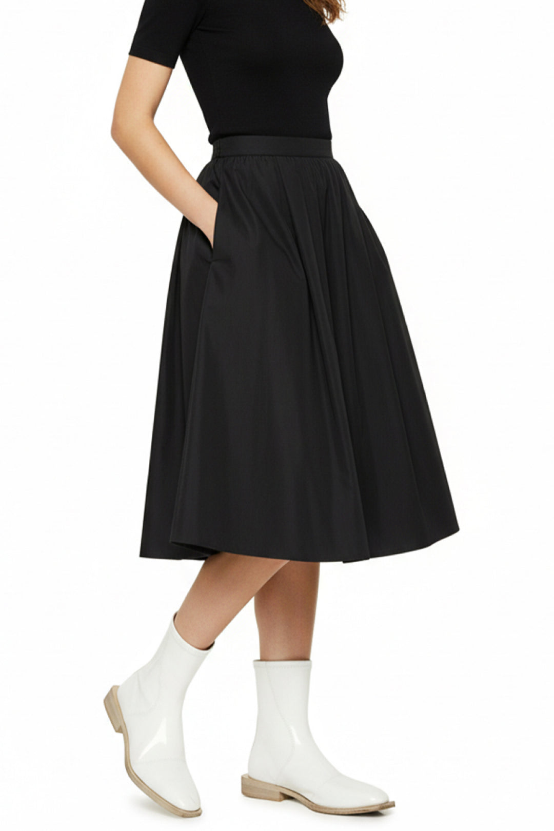 Fendi Size 35 Patent Square Toe Ankle Boots