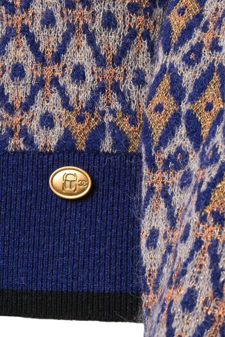 Chanel Size 36 Glitter Knit Sweater