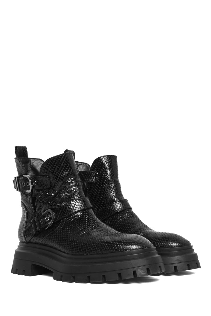 Stuart Weitzman Size 8.5 Ankle Boots