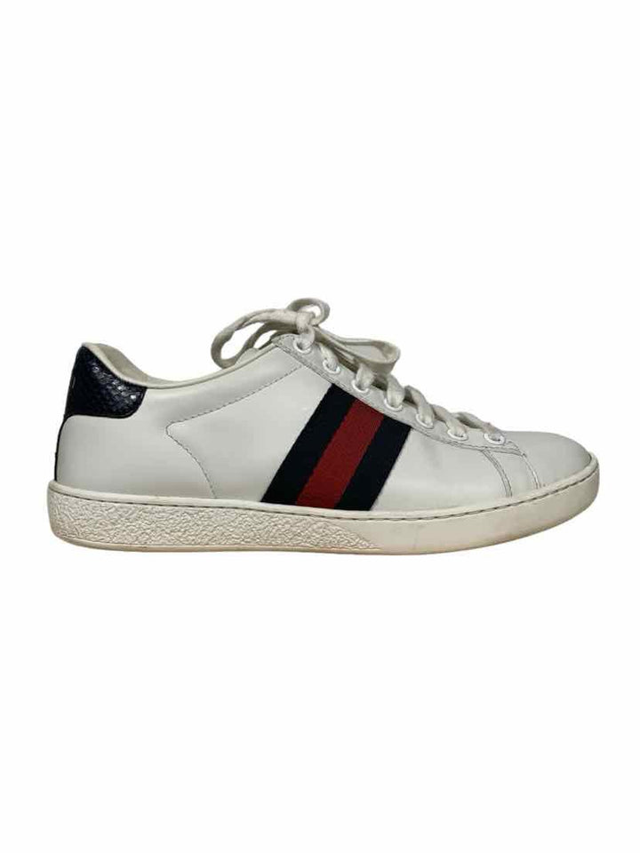 Gucci Size 35.5 Sneaker