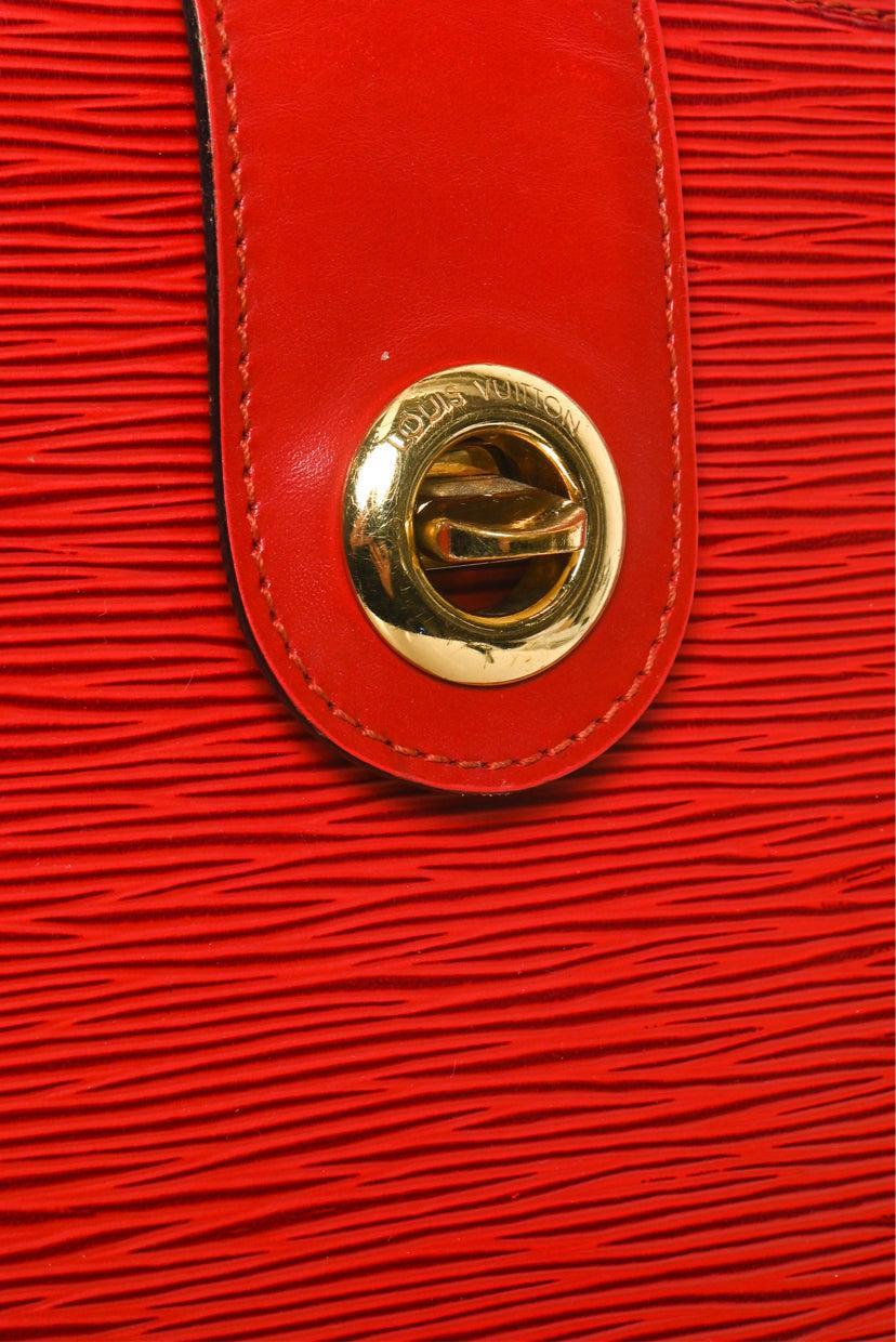 Louis Vuitton Vintage 1994 Epi Leather Cluny Bucket Shoulder Bag