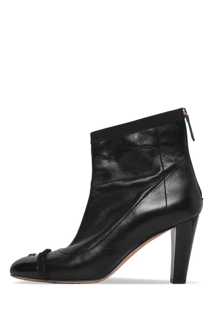 Chanel Size 39 Ruffle Cap Toe Ankle Boots