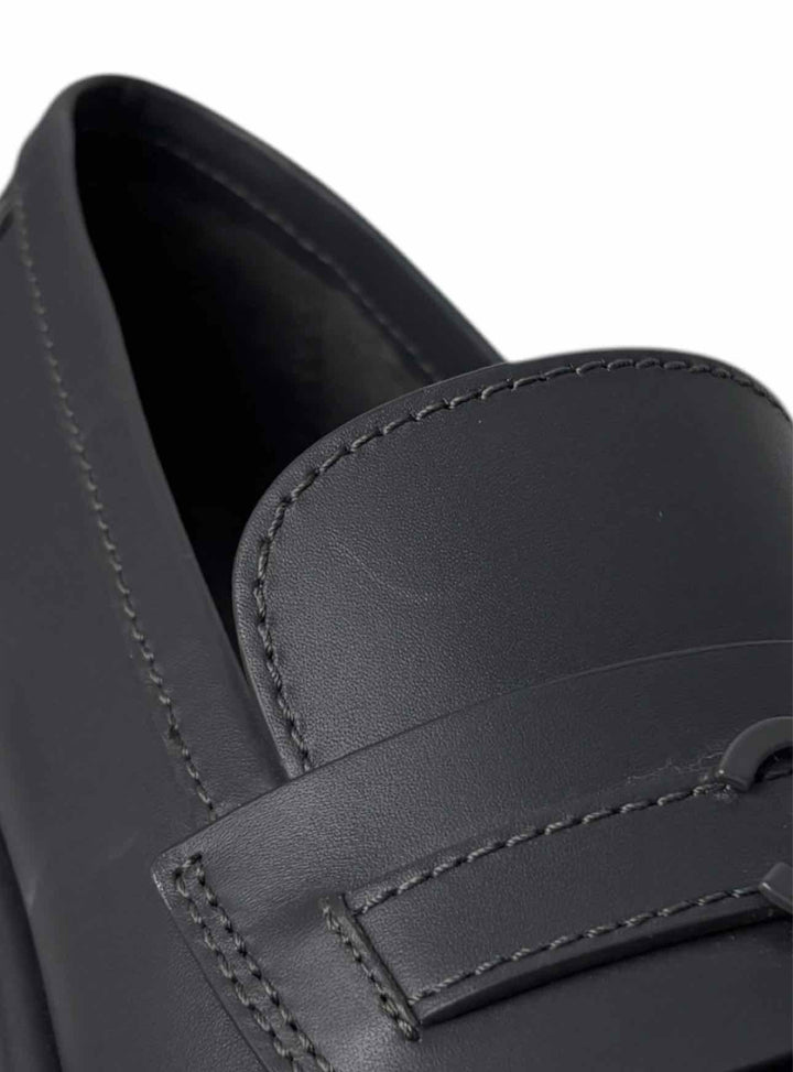 Chanel Size 39.5 Leather Platform CC Logo Loafers