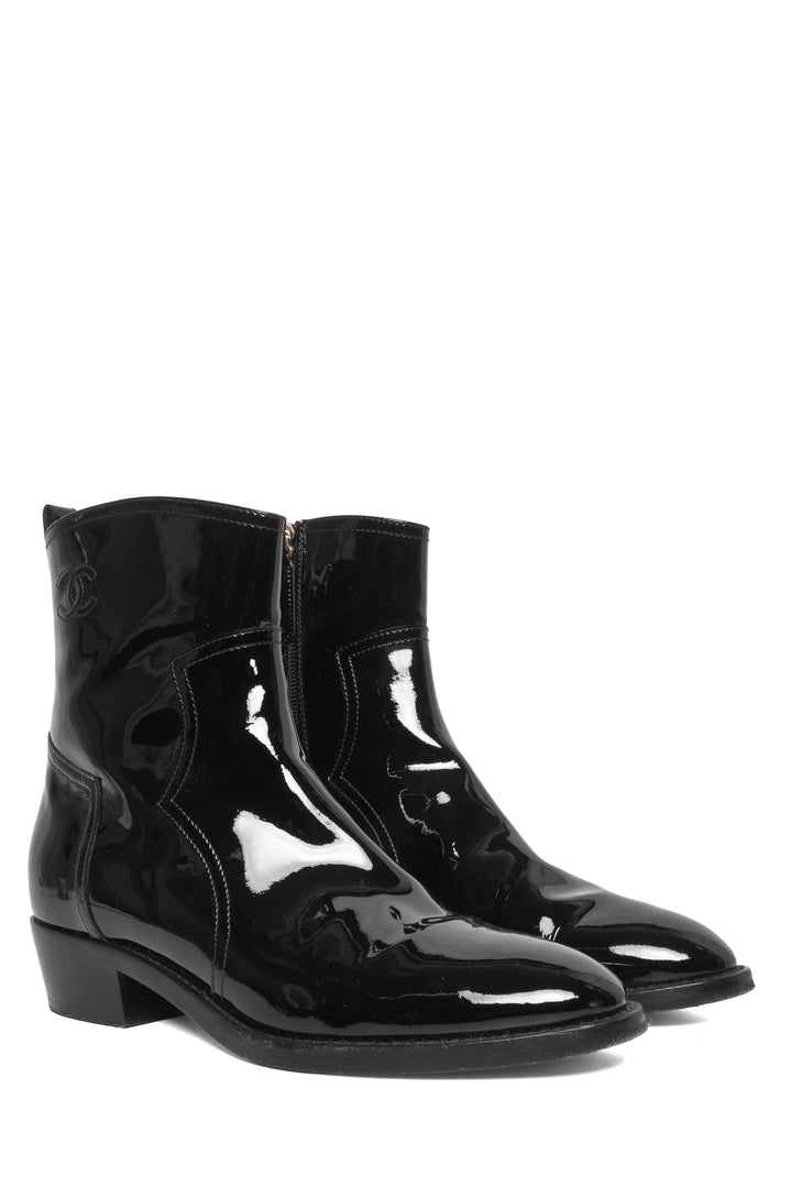 Chanel Size 40 Patent Calfskin Short Ankle Boots