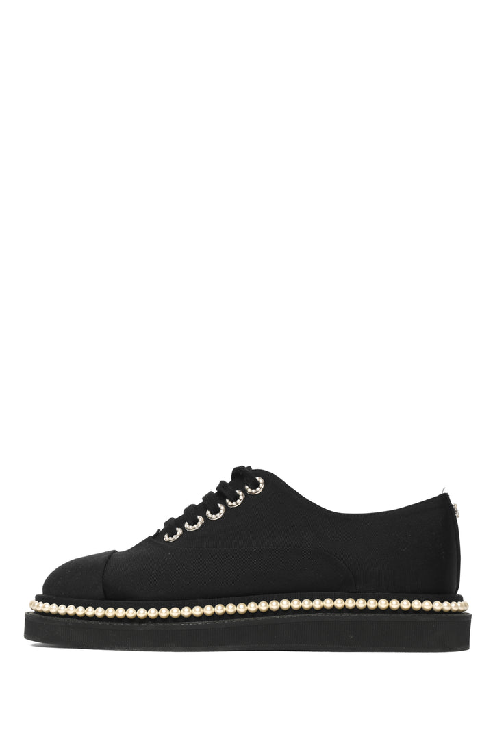 Chanel Size 37 2017 Pearl Lace Up Loafers