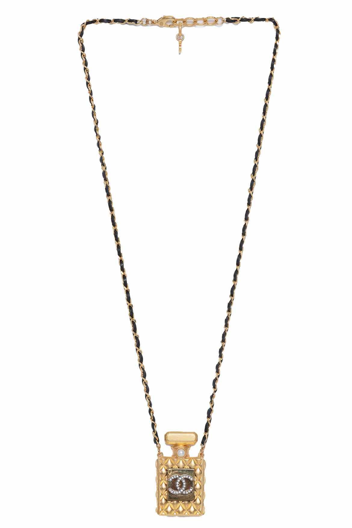 ネックレス・ペンダント CHANEL PERFUME BOTTLE NECKLESS Chanel 2020 CC Perfume Bottle Pendant Necklace - Luxury Used