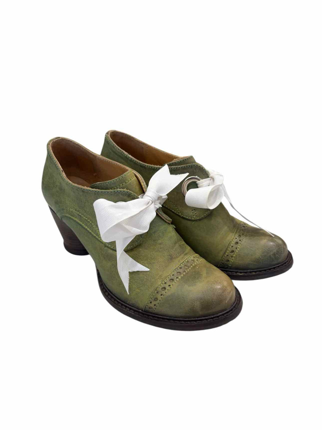 Fluevog Size 7.5 Pumps