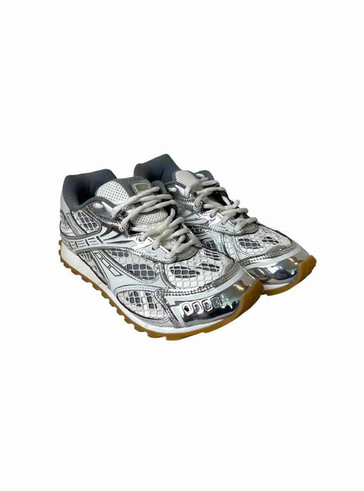 Bottega Veneta Size 38 Orbit Tech Fabric Metallic Sneaker