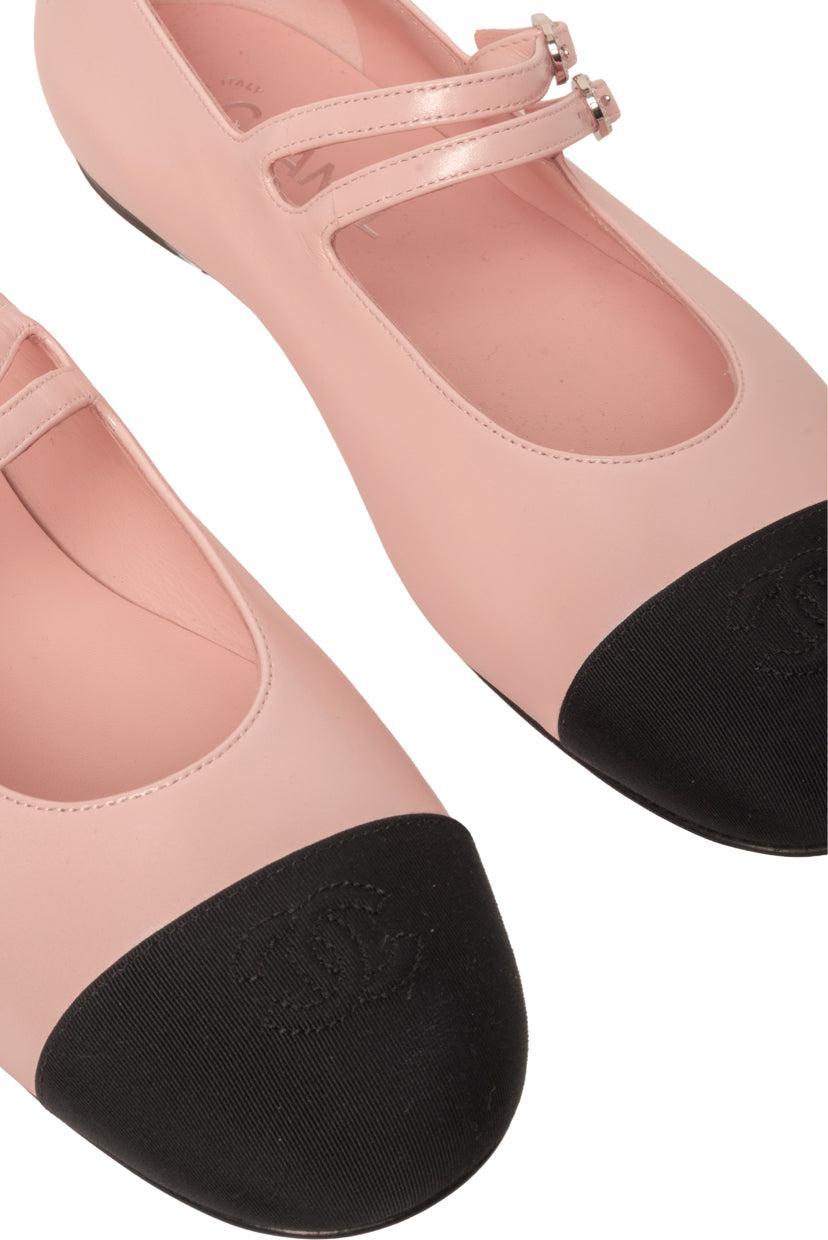 Chanel Size 41 2024 Pearlescent Lambskin Mary Jane Flats