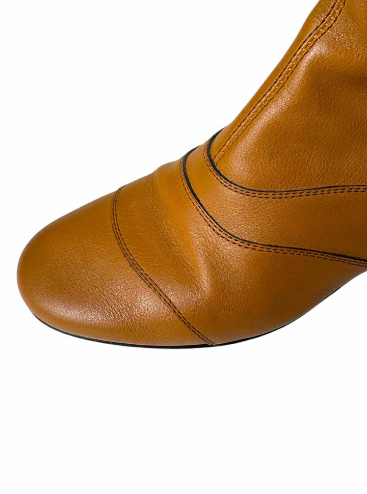 Chloe Size 38.5 Leather Side Zippers Ankle Boots