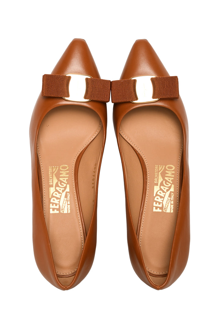 Salvatore Ferragamo Size 6.5 Vara Bow Pumps